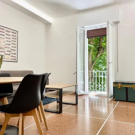 2 Separate Business Apartmán